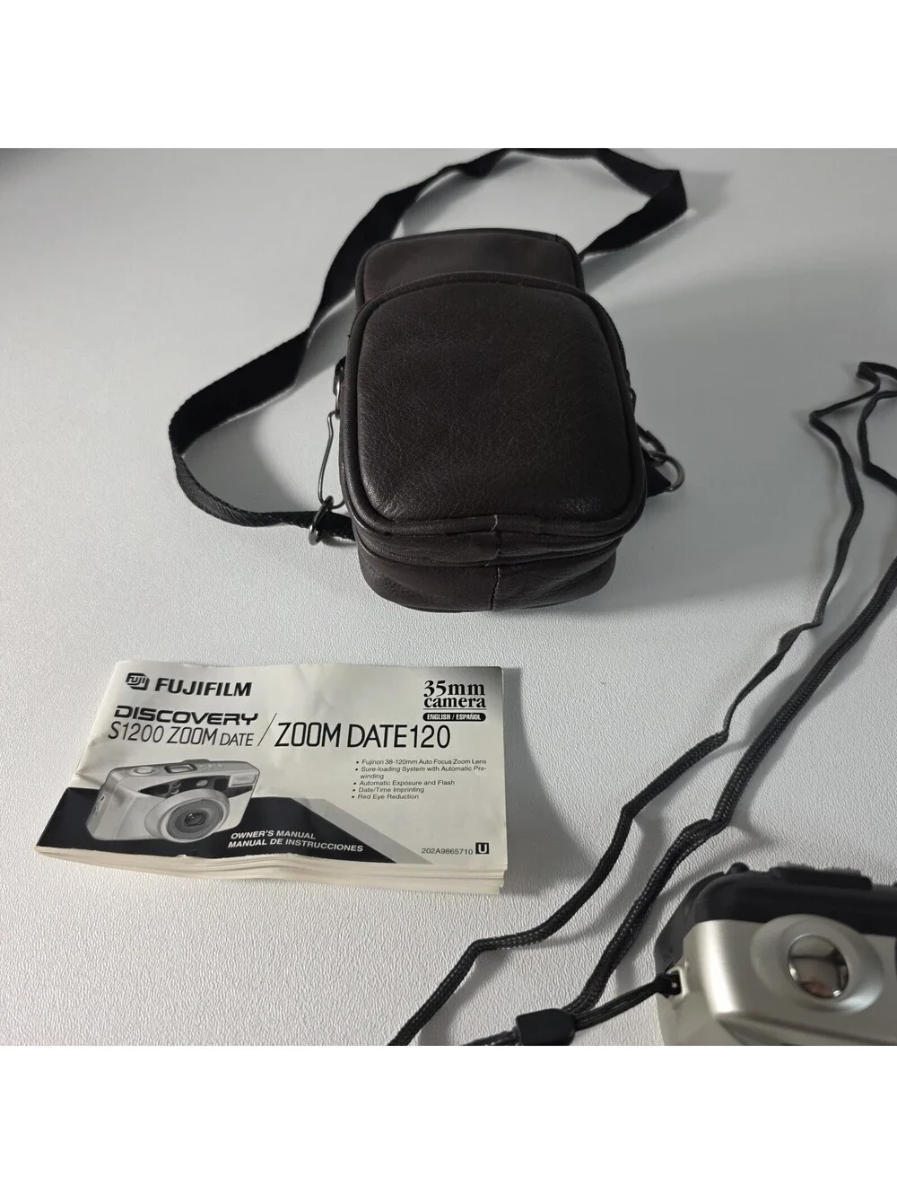 Fujifilm Zoom Date 120 35mm Film Point & Shoot Camera W/Case Manual Tested